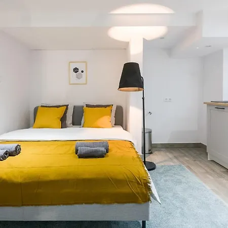 Cosy In Perfect Location