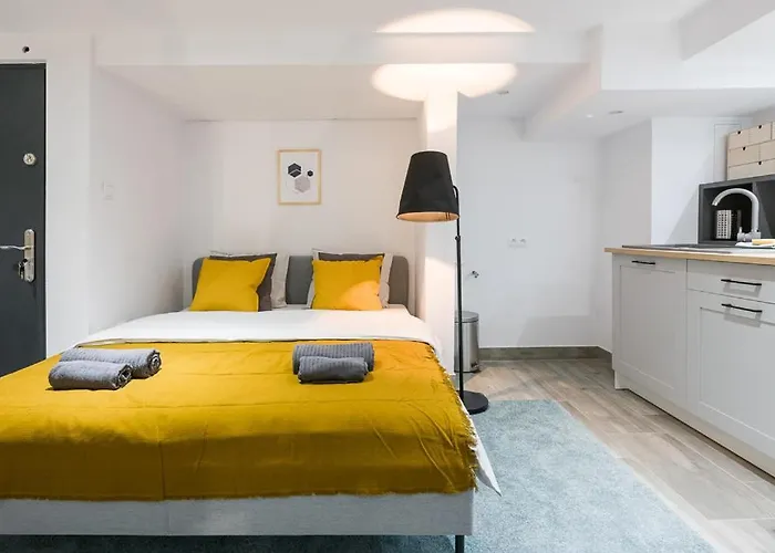 Cosy In Perfect Location